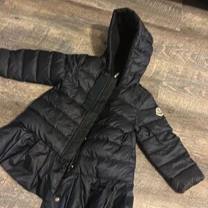 Gentle worn no  stains or rips or smell